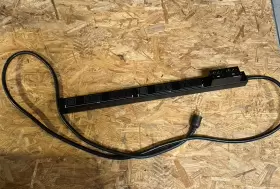 Apc Ap6002a Pdu 200-208v 30a 14 C13 2 C19