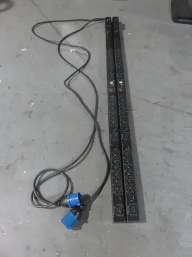 Apc Ap7953 Lot Of 2 Rack Pdu Switched Power Distribution Unit Zerou 32a 230v