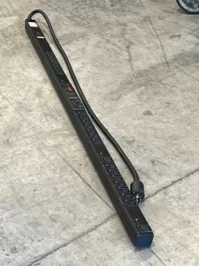 Apc Ap8661 Metered By Outlet Switching Rack Pdu - 5.7kw 208v 21 C13 And 3 C19