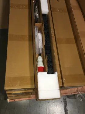 Apc Ap8881 Rack Pdu Metered 16a