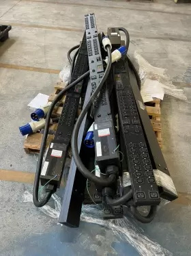Apc Ap8967 Lot Of 10 Netshelter Switched Rack Pdus Power Distribution