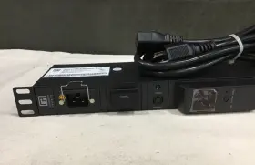 Chatsworth 13239-757 Power Distribution Unit 125vac 50/60hz 16a 2000w 025-907005-049
