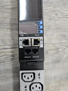 Enlogic Ep14024 Power Strip Distribution Unit En1805-s 200-240vac 3 Phase 24a