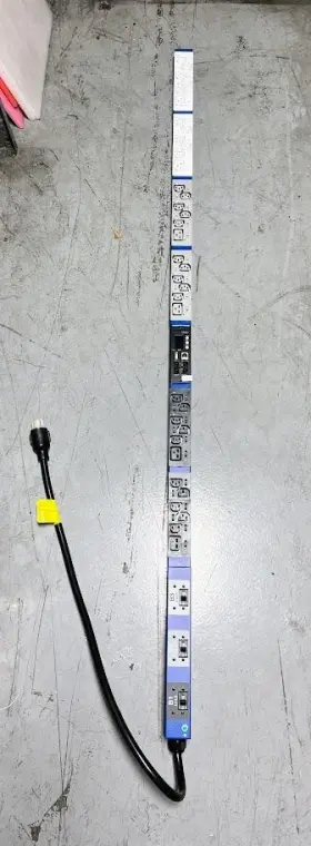 Panduit P36gc4m-buca 36-outlet Rack Pdu 30a 3-phase L15-30p Power Strip