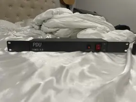 Pdu-iec B0b7gfp2xc Pdu-iec Power Distribution Unit 6-outlet 100-250v