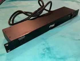 Pyle Pc0850 9 Outlets Rack Mount Power Strip . Tested And Working