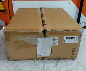Raritan Px-5924 New 18-outlet 8.6kva Pdu Damaged Box