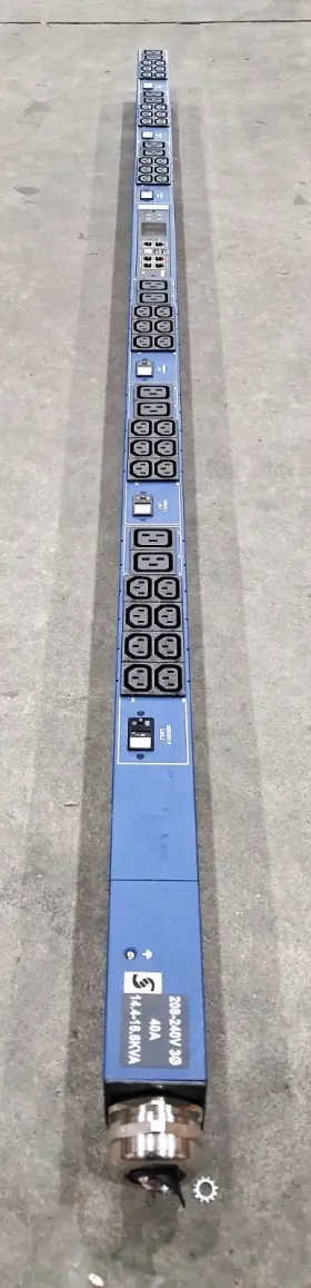 Raritan Px3-1465u 208 - 240v Rack Power Distribution Unit Untested Read