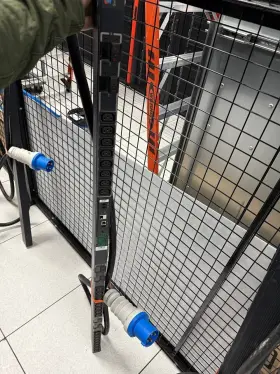 Server Technology Stv-4103d Sentry Servertech 0u Pdu - 208v 3ph 48a C13 17.3kw
