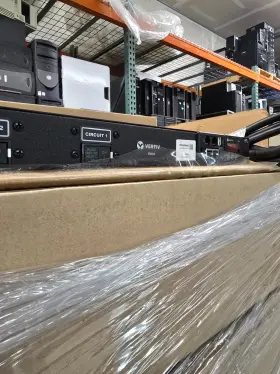 Vertiv Geist Mn03e1r1-10r203-3tl5a0h10-s Upgradeable 10 Outlet Pdu Ni30578